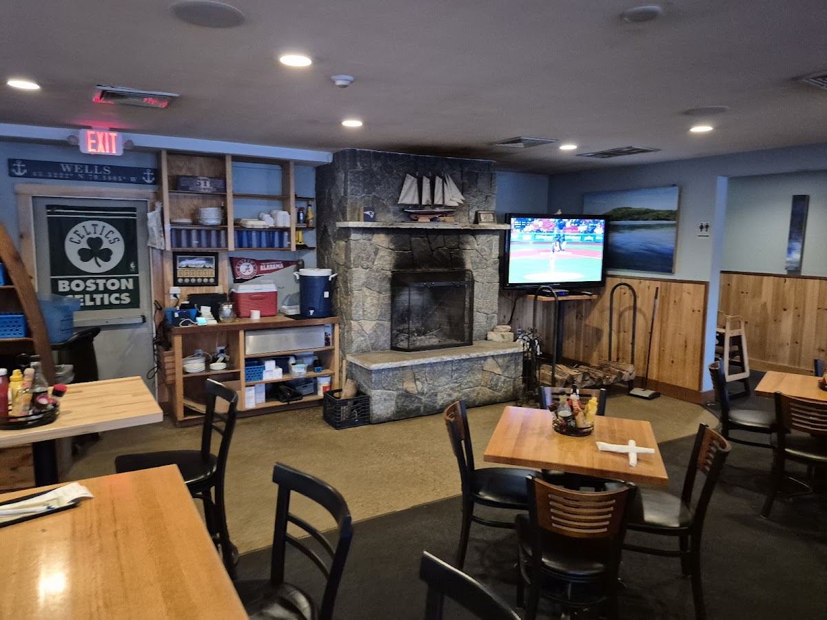 The New England House Seafood & Sports Bar